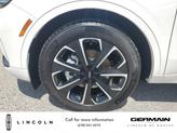 Thumbnail of 2025 White Platinum Metallic Tri-Coat Lincoln Nautilus