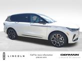 Thumbnail of 2025 White Platinum Metallic Tri-Coat Lincoln Nautilus