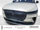 Thumbnail of 2025 White Platinum Metallic Tri-Coat Lincoln Nautilus