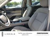 Thumbnail of 2025 White Platinum Metallic Tri-Coat Lincoln Nautilus