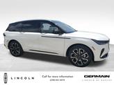 Thumbnail of 2025 White Platinum Metallic Tri-Coat Lincoln Nautilus