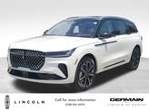 Photo of 2025 White Platinum Metallic Tri-Coat Lincoln Nautilus
