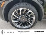 Thumbnail of 2025 Infinite Black Metallic Clearcoat Lincoln Aviator