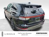 Thumbnail of 2025 Infinite Black Metallic Clearcoat Lincoln Aviator
