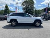 Thumbnail of 2025 Bright White Clearcoat Jeep Grand Cherokee