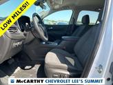 Thumbnail of 2023 Iridescent Pearl Tricoat Chevrolet Equinox