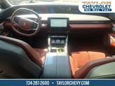 Thumbnail of 2024 White Platinum Clearcoat Metallic Lincoln Nautilus