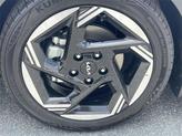 Thumbnail of 2025 Snow White Pearl Kia K4