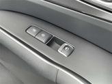 Thumbnail of 2025 Glacial White Pearl Kia Sorento