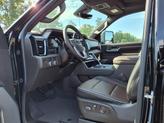 Thumbnail of 2025 Onyx Black GMC Sierra 2500