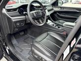 Thumbnail of 2024 Diamond Black Crystal Pearlcoat Jeep Grand Cherokee L