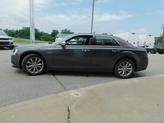 Thumbnail of 2019 Granite Crystal Clearcoat Metallic Chrysler 300