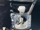 Thumbnail of 2025 Clear White/Black Roof Kia Seltos