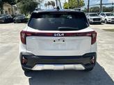 Thumbnail of 2025 Clear White/Black Roof Kia Seltos