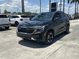 Thumbnail of 2025 Fusion Black Kia Seltos