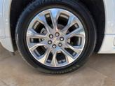Thumbnail of 2018 Iridescent Pearl Tricoat Chevrolet Traverse