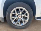 Thumbnail of 2018 White Frost Tri-Coat GMC Yukon