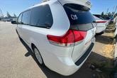 Thumbnail of 2014 Blizzard Pearl Toyota Sienna