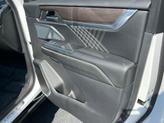 Thumbnail of 2025 White Frost Tricoat GMC Acadia