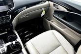 Thumbnail of 2022 Platinum White Pearl Honda Pilot