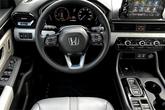 Thumbnail of 2025 Platinum White Pearl Honda Pilot
