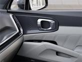 Thumbnail of 2025 Snow White Pearl Kia Sorento Hybrid