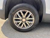 Thumbnail of 2018 Summit White GMC Acadia