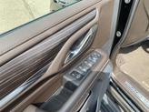 Thumbnail of 2024 Onyx Black GMC Yukon XL
