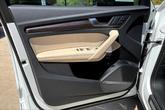 Thumbnail of 2022 Glacier White Metallic Audi Q5