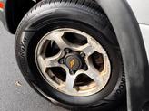 Thumbnail of 2002 Silver Chevrolet Tracker