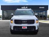 Thumbnail of 2025 Glacial White Pearl Kia Telluride