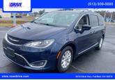 Photo of 2018 Blue Chrysler Pacifica