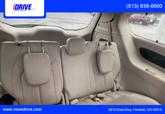 Thumbnail of 2018 Blue Chrysler Pacifica