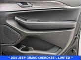 Thumbnail of 2025 Diamond Black Jeep Grand Cherokee L