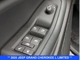 Thumbnail of 2025 Diamond Black Jeep Grand Cherokee L