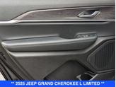 Thumbnail of 2025 Diamond Black Jeep Grand Cherokee L