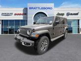 Photo of 2025 Granite Crystal Clearcoat Metallic Jeep Wrangler