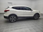 Thumbnail of 2018 Pearl White Nissan Rogue Sport