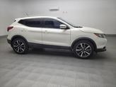 Thumbnail of 2018 Pearl White Nissan Rogue Sport