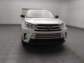 Thumbnail of 2019 Blizzard Pearl Toyota Highlander