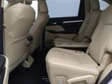 Thumbnail of 2019 Blizzard Pearl Toyota Highlander