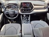 Thumbnail of 2020 Blizzard Pearl Toyota Highlander