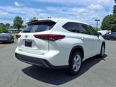 Thumbnail of 2020 Blizzard Pearl Toyota Highlander