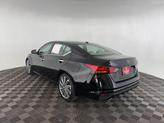 Thumbnail of 2024 Super Black Clearcoat Nissan Altima