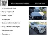 Thumbnail of 2024 Everest White Pearl/Super Black Nissan Rogue