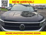 Photo of 2022 Deep Black Pearl Volkswagen Taos