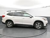 Thumbnail of 2019 Crystal White Pearl Subaru Ascent