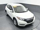 Thumbnail of 2016 White Orchid Honda HR-V