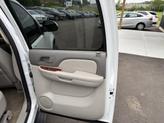 Thumbnail of 2009 White Chevrolet Avalanche
