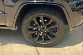 Thumbnail of 2020 Diamond Black Crystal Pearlcoat Jeep Grand Cherokee